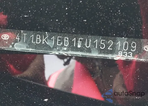 2015 Toyota Avalon Limited z USA, uszkodzony, nr VIN 4T1BK1EB1FU152109